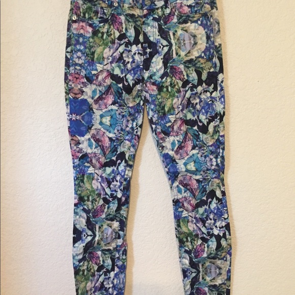 7 for all Mankind printed denim skinny jeans - Picture 2 of 6